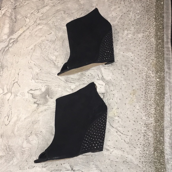 Via Uno Faux suede open toe wedge size 10 - Picture 1 of 4
